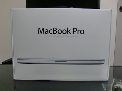 MacBook Pro 開梱の儀1