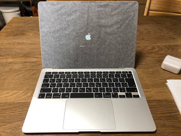 2021 02 18 MacBook Air 開梱の儀6